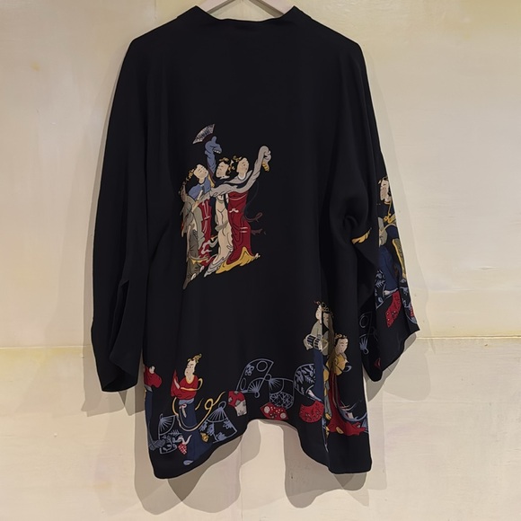 Citron Pullover Silk Blouse - Picture 8 of 8